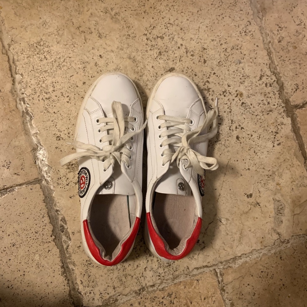 WishBone sneakers